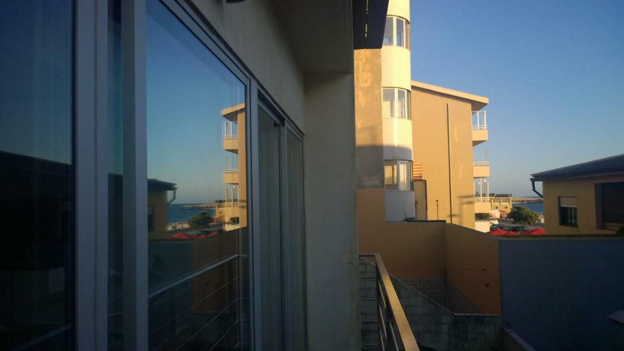Marginal Luminous Beach Apartment 孔迪镇 外观 照片